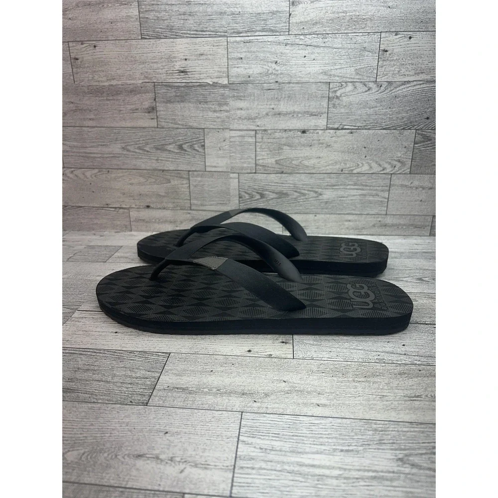 UGG Australia Shoes‎ Mens Size 11 Black Flip Flops Sandals Slip On Beach Summer